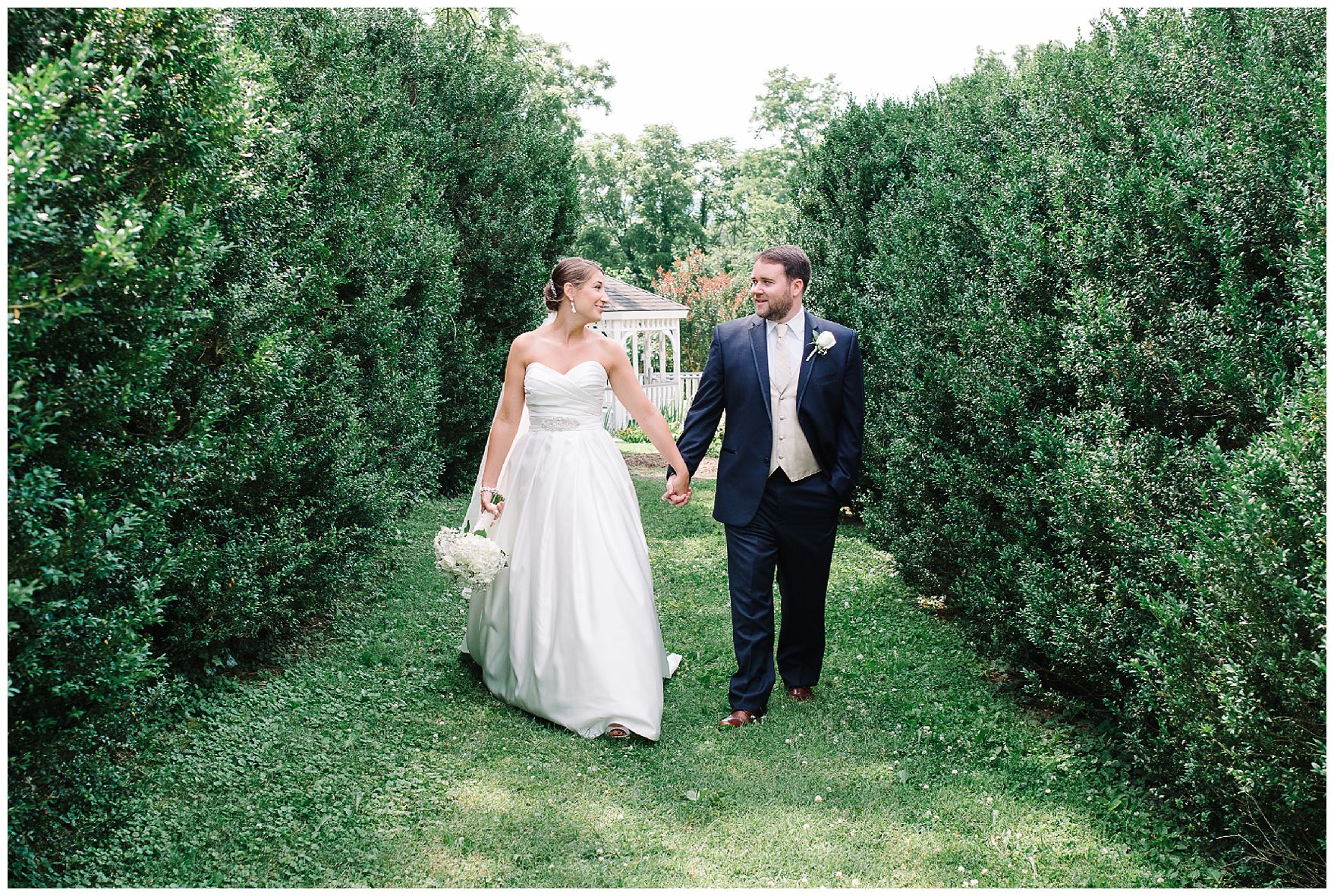 NormanPhotoPaper_Mimslynn_Inn_Luray_Virginia_Wedding_Photographer_Krysta_Norman_31.JPG NormanPhotoPaper_Mimslynn_Inn_Luray_Virginia_Wedding_Photographer_Krysta_Norman_31.JPG