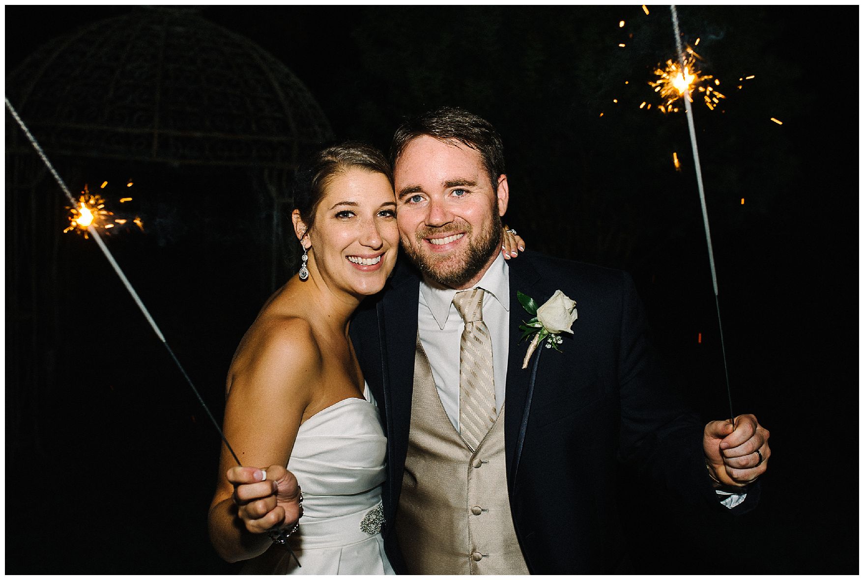 NormanPhotoPaper_Mimslynn_Inn_Luray_Virginia_Wedding_Photographer_Krysta_Norman_75.JPG NormanPhotoPaper_Mimslynn_Inn_Luray_Virginia_Wedding_Photographer_Krysta_Norman_75.JPG