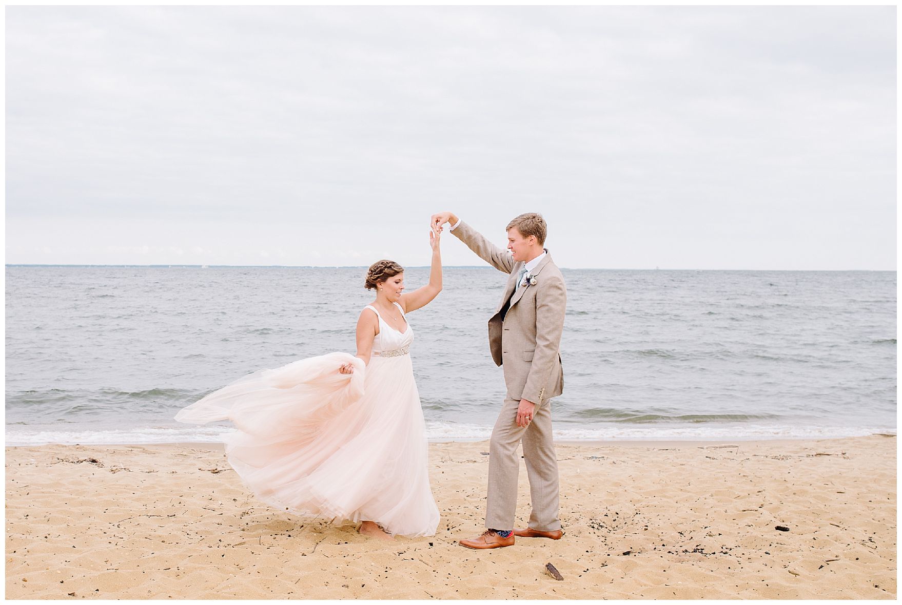 NormanPhotoPaper_Pink_Tan_Chesapeake_Bay_Foundation_Annapolis_Maryland_Wedding_Photographer40.JPG