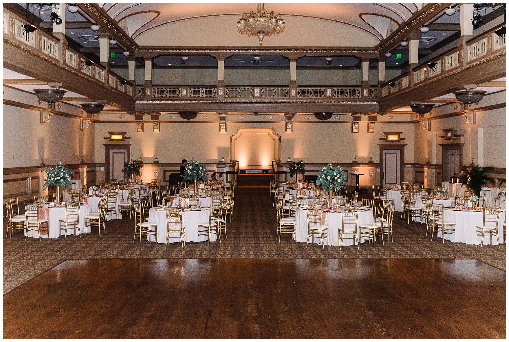NormanPhotoPaper_Hunter_Green_Gold_Ballroom_Wedding_Virginia_Wedding_Photographer_Krysta_Norman_0050.jpg NormanPhotoPaper_Hunter_Green_Gold_Ballroom_Wedding_Virginia_Wedding_Photographer_Krysta_Norman_0050.jpg