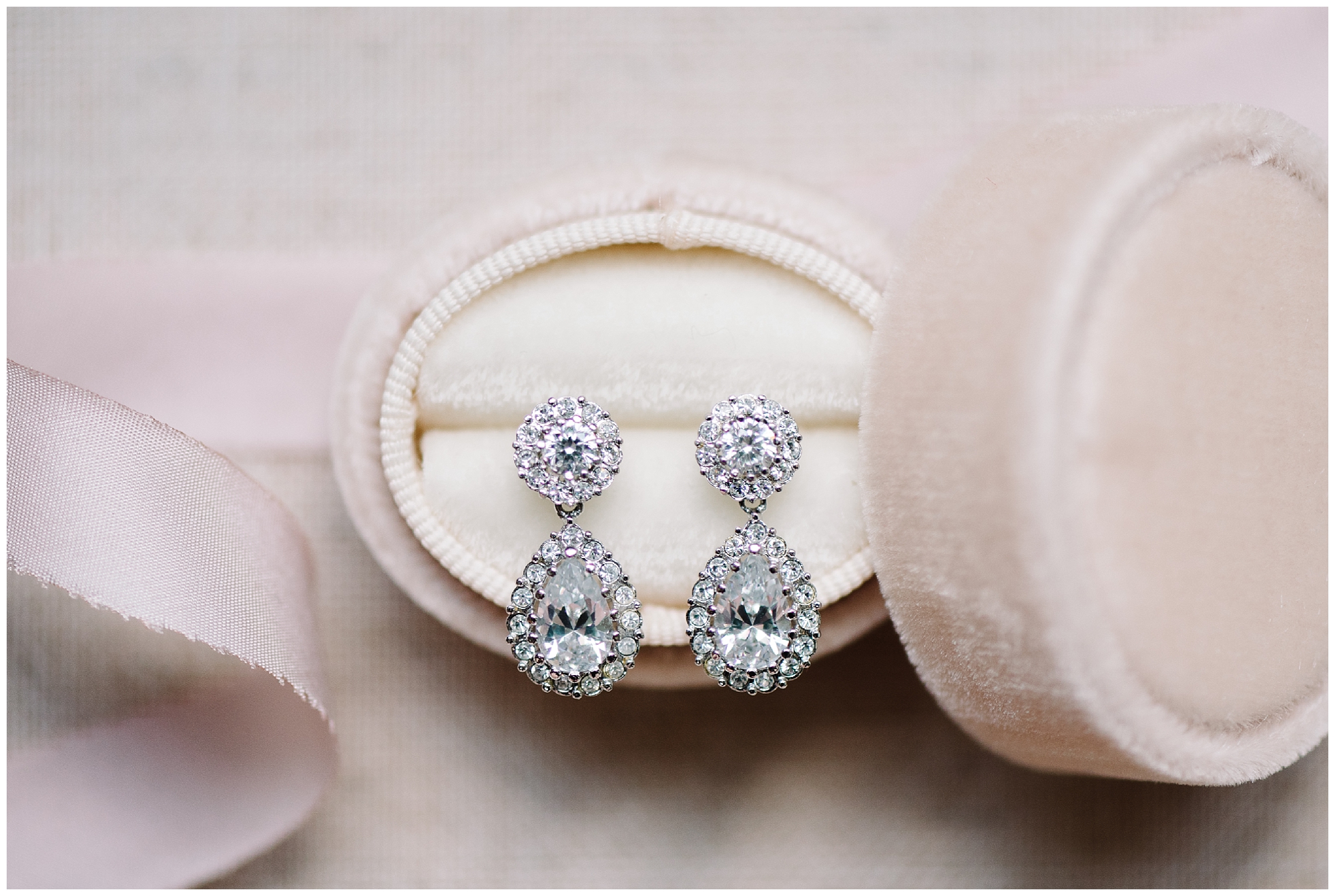 NormanPhotoPaper_Twin_Oakes_Hunt_Country_Wedding_Photographer_Krysta_Norman_0006.jpg NormanPhotoPaper_Twin_Oakes_Hunt_Country_Wedding_Photographer_Krysta_Norman_0006.jpg