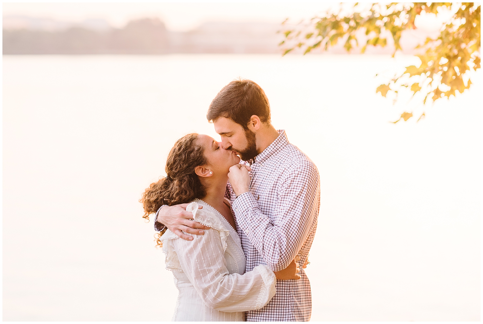 KrystaNormanPhoto_Mount_Vernon_Trail_Washington_DC_Engagement_Photographer_Krysta_Norman_0006.jpg