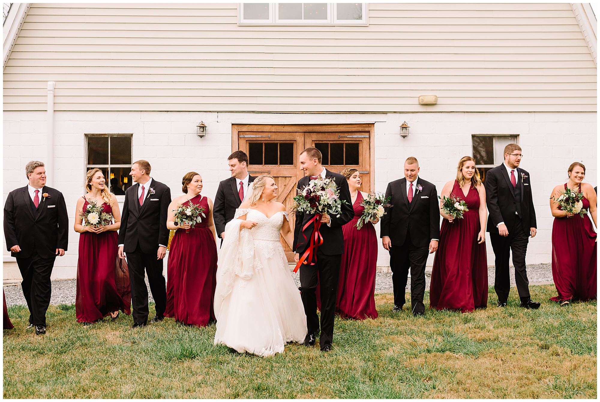 KrystaNormanPhoto_48_Fields_Leesburg_Virginia_Fall_Wedding_Photographer_Krysta_Norman__0036.jpg