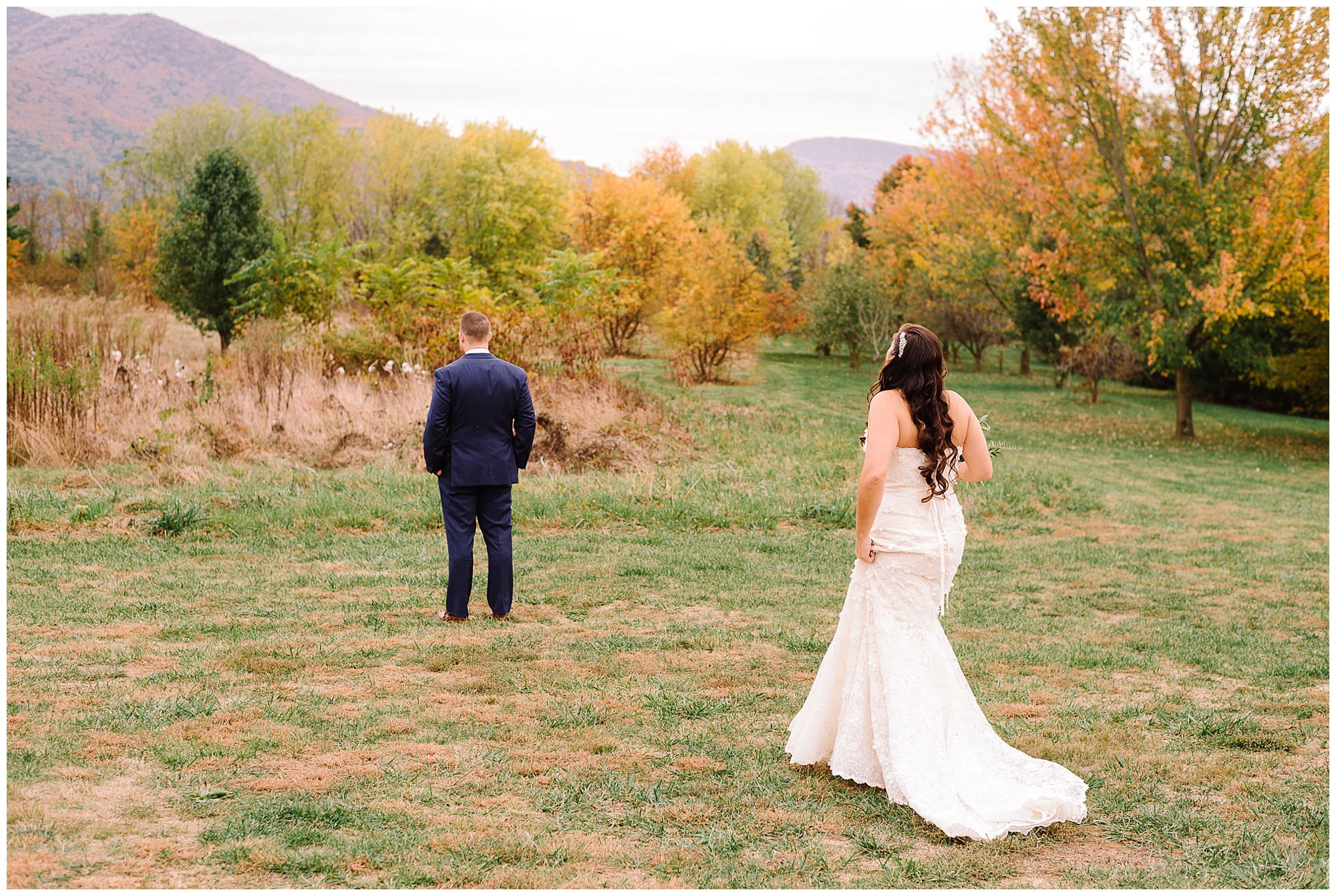KrystaNormanPhoto_Khimaira_Farm_Luray_Virginia_Wedding_Photographer_Krysta_Norman__0044.jpg
