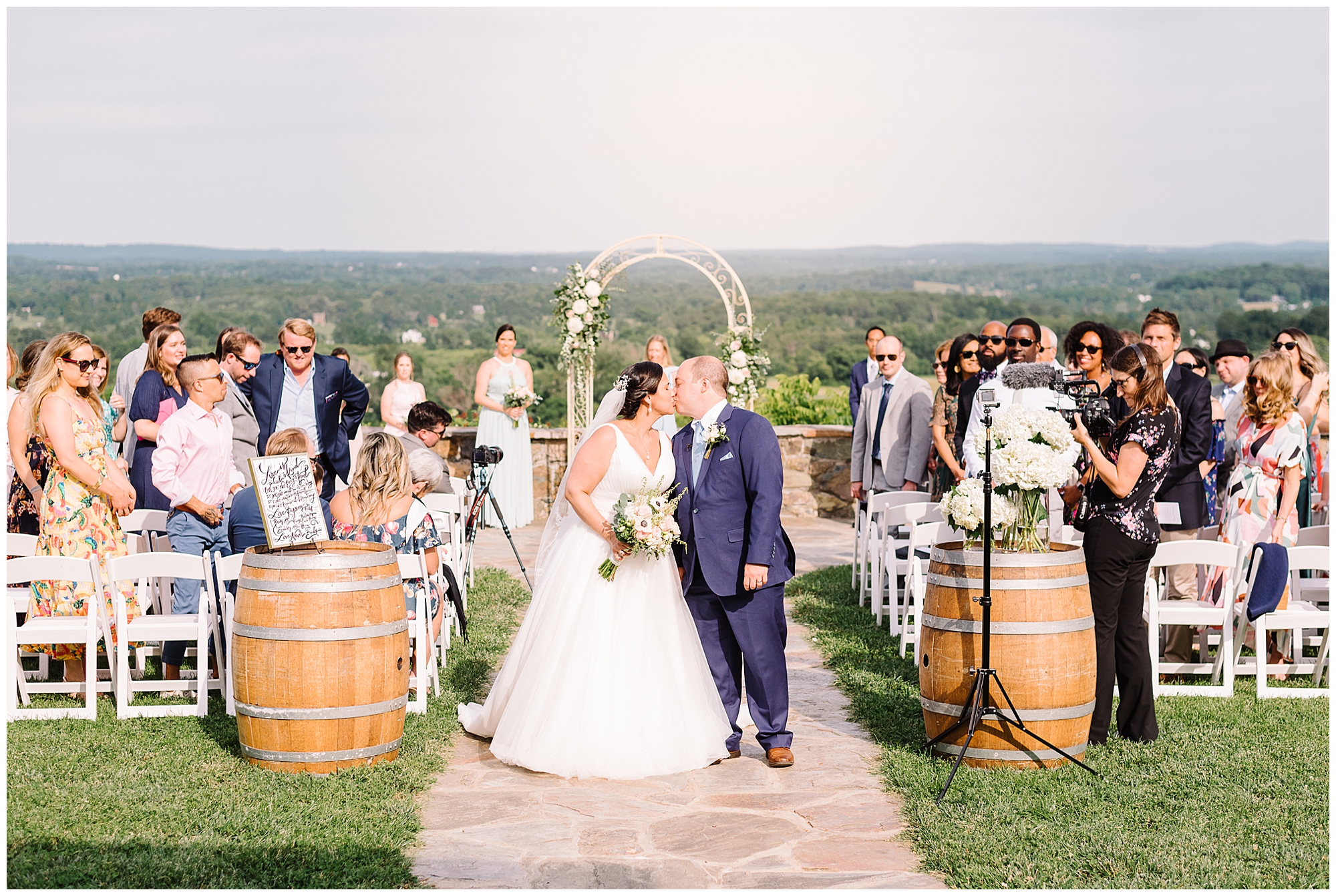 KrystaNormanPhoto_Bluemont_Vineyard_Summer_Wedding_Bluemont_Virginia_0018.jpg