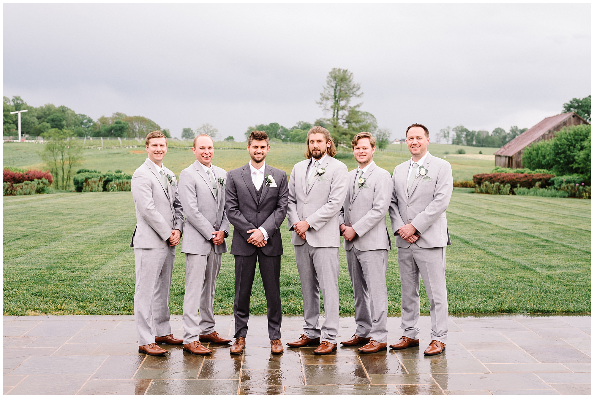 KrystaNormanPhoto_Summer_Early_Mountain_Vineyard_Wedding_Charlottesville_Virginia_0019.jpg