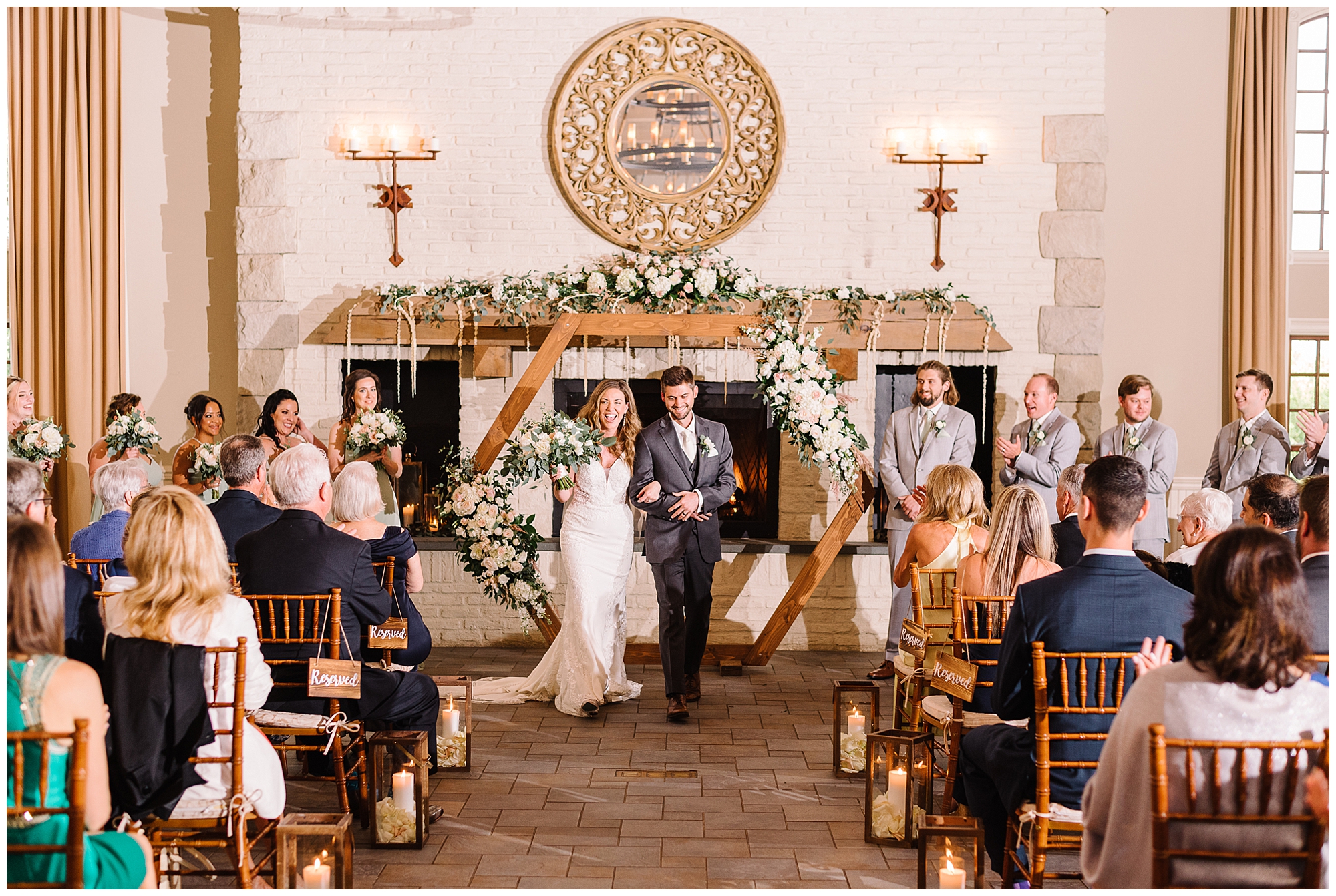 KrystaNormanPhoto_Summer_Early_Mountain_Vineyard_Wedding_Charlottesville_Virginia_0025.jpg