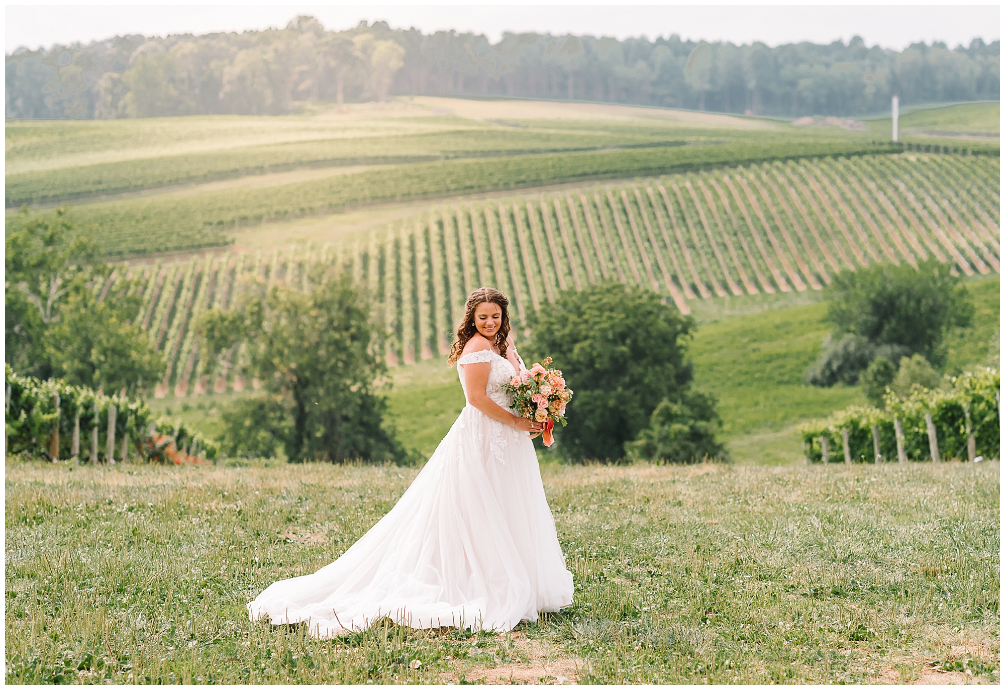 KrystaNormanPhoto_Summer_Stone_Tower_Winery_Wedding_Leesburg_Virginia_Photographer_Krysta_Norman_0024.jpg