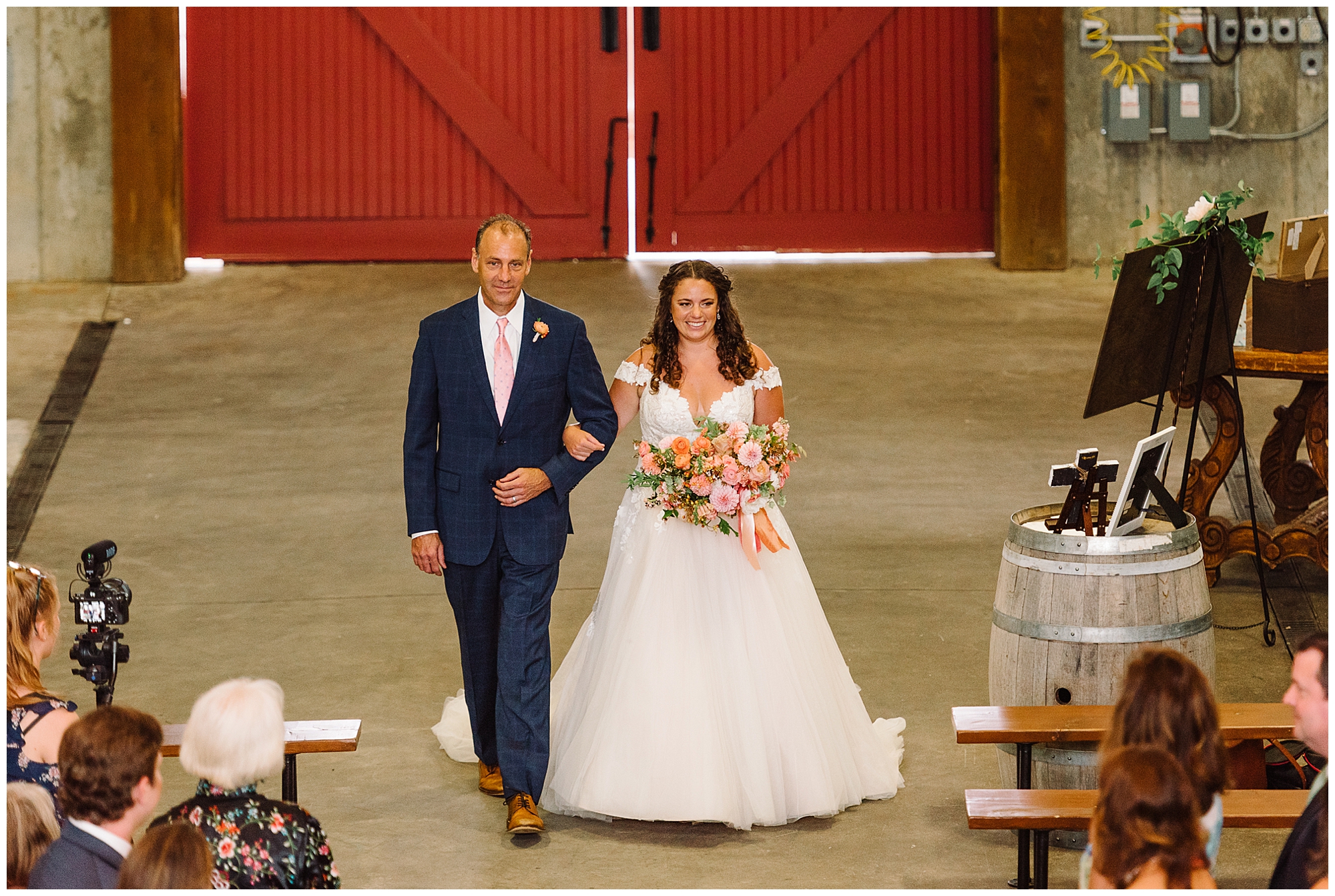KrystaNormanPhoto_Summer_Stone_Tower_Winery_Wedding_Leesburg_Virginia_Photographer_Krysta_Norman_0032.jpg