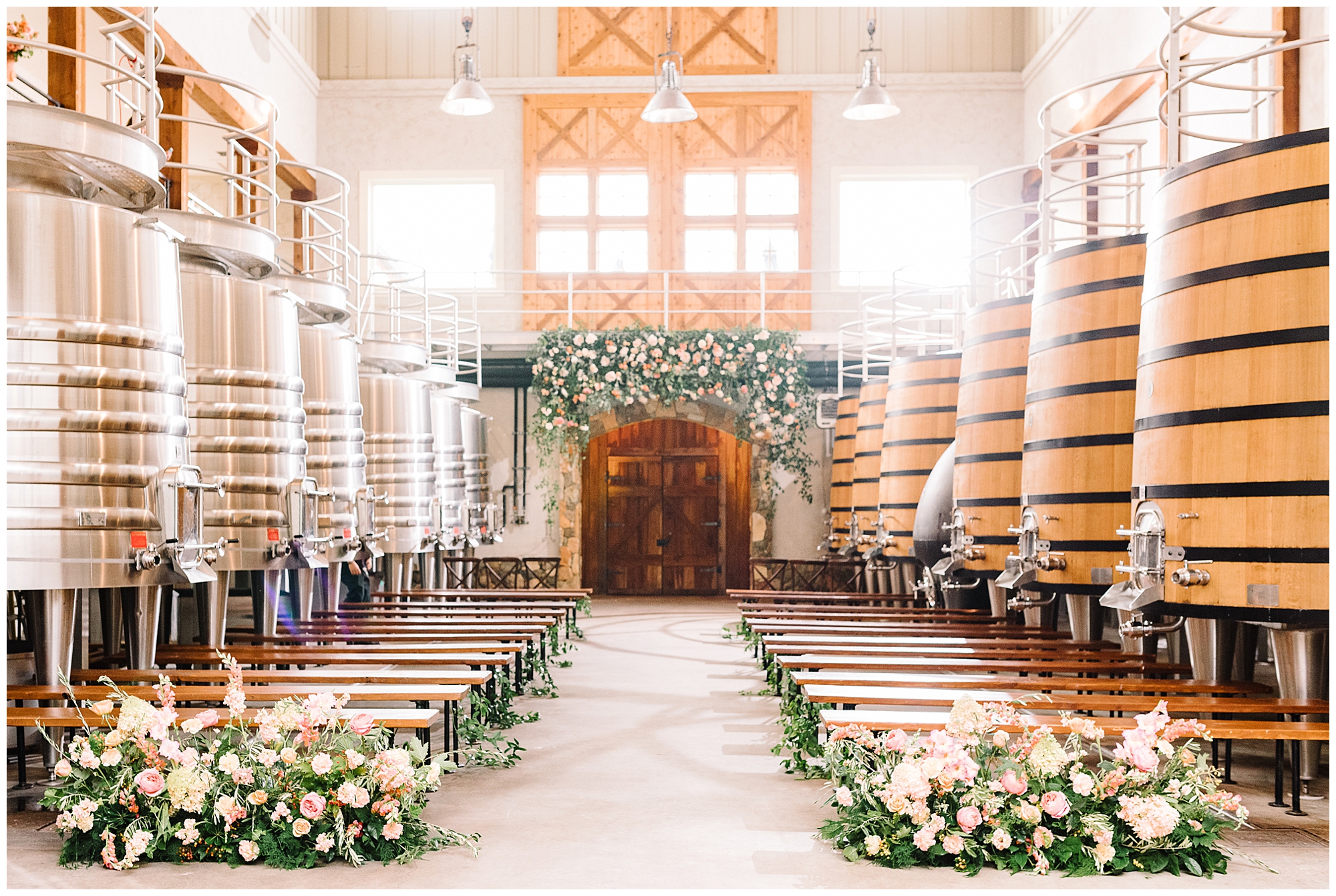 KrystaNormanPhoto_Summer_Stone_Tower_Winery_Wedding_Leesburg_Virginia_Photographer_Krysta_Norman_0041.jpg
