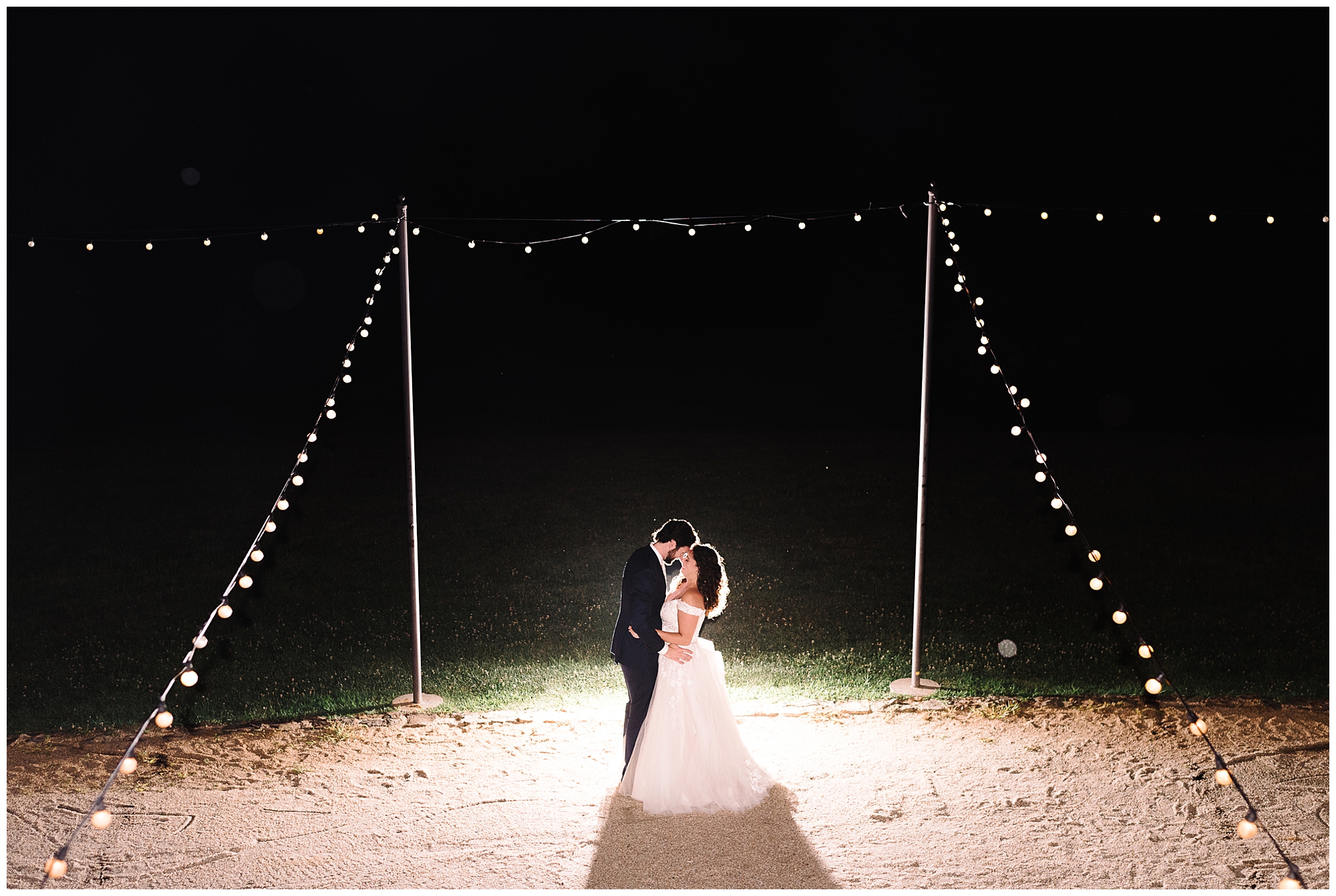 KrystaNormanPhoto_Summer_Stone_Tower_Winery_Wedding_Leesburg_Virginia_Photographer_Krysta_Norman_0094.jpg